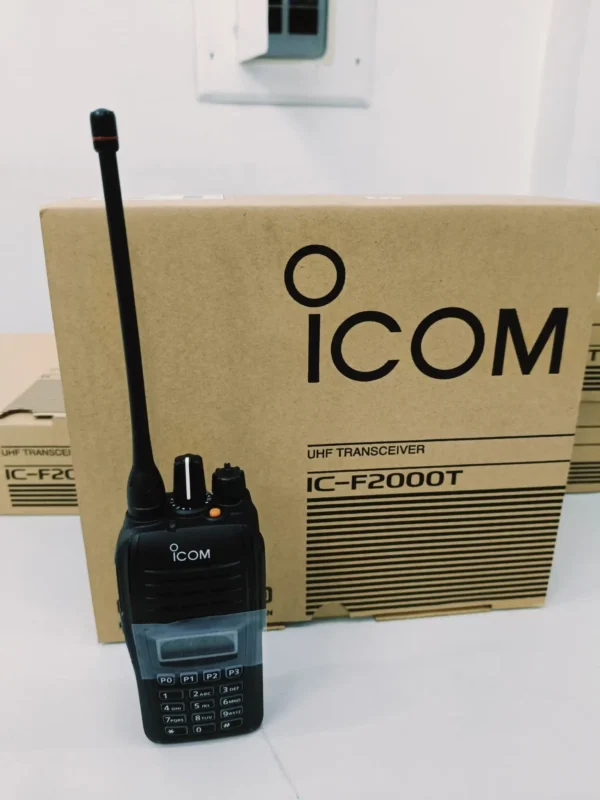 IC_F2100T Used Icom IC-F2000T UHF two-way radio