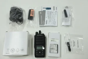 Motorola MOTOTRBO R5 Two-Way Radio Motorola MOTOTRBO R5 Two-Way Radio