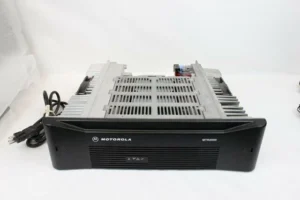 Motorola MTR2000 UHF Repeate Motorola MTR2000 UHF Repeater